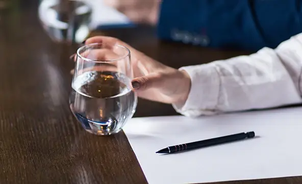 <img width="200" alt="Reasons business office glass water 6" src="https://www.culligan.hu/wp-content/themes/culligan-emea/img/four-reasons-module//reasons-business-office-glass-water-6.webp" /> Reasons business office glass water 6